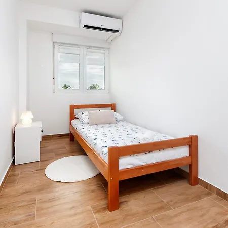 Arena Parkside Apartman