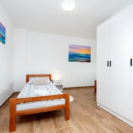 Apartman Arena Parkside Póla