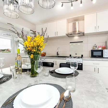 Arena Parkside Διαμέρισμα Πούλα