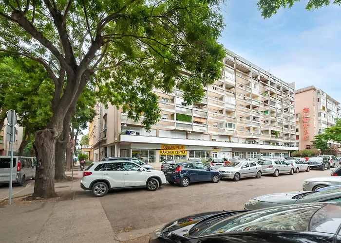 Arena Parkside Пула